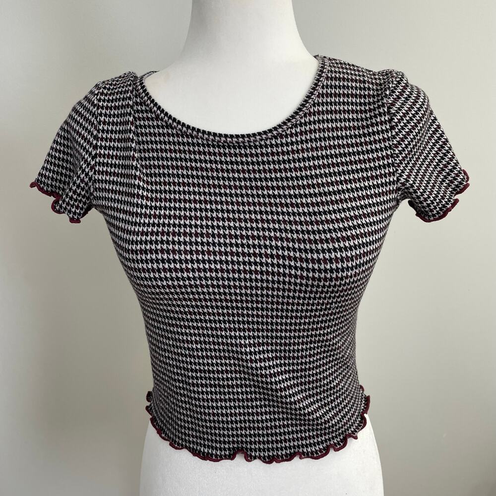 American Eagle Retro Stretchy Houndstooth Ribbed Lettuce Edge Crop Top XSM